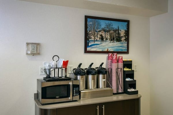 Foto van 1 kingsize bed | Toegankelijk voor mindervaliden | Douche | Nsmk - Facilities