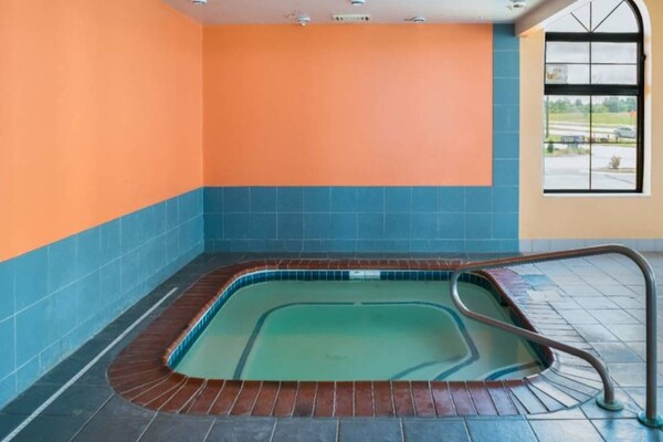 Foto van 1 kingsize bed | Rookvrij - Vakantiehuis in Richmond IN - BathRoom