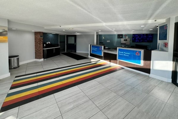 Foto van 2 tweepersoonsbedden | Mobiliteit | Badkuip | NSMK - FloorPlan