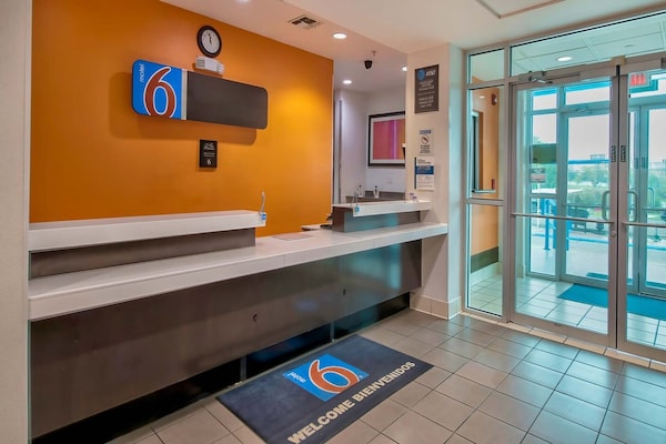 Foto van 2 tweepersoonsbedden | Rookvrij - Vakantiehuis in EAGLE PASS - FloorPlan