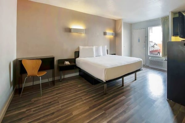 Foto van 2 Volledige Bedden | Suite | Ns - Vakantiehuis in San-Antonio - BedRoom