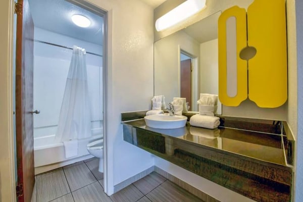 Foto van 2 Volledige Bedden | Suite | Ns - Vakantiehuis in San-Antonio - Facilities