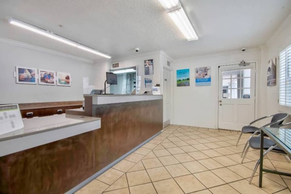 Foto van 2 tweepersoonsbedden, rokersgedeelte | San Antonio - FloorPlan