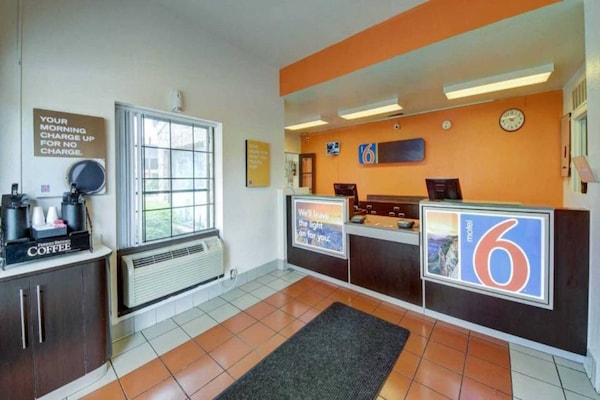 Foto van 1 kingsize bed | San Antonio - Vakantiehuis in San-Antonio - FloorPlan