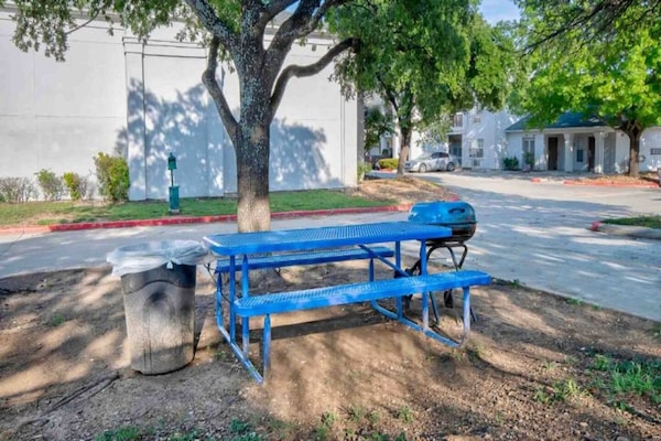 Foto van 1 kingsize bed | suite, slaapbank - Vakantiehuis in San-Antonio - Facilities
