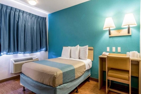 Foto van 1 tweepersoonsbed (queensize) | Rookvrij - Vakantiehuis in El Centro - BedRoom