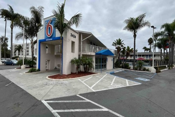 Foto van 2 tweepersoonsbedden | Rookvrij, Keuken - Vakantiehuis in San Diego CA - ExteriorSummer