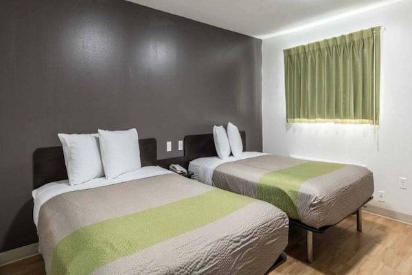 Foto van 2 tweepersoonsbedden | keuken | rookvrij - Vakantiehuis in Savannah GA - BedRoom