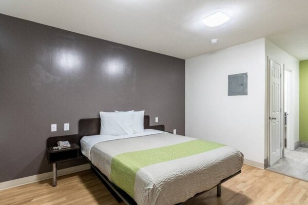 Foto van 1 kingsize bed | rolstoeltoegankelijk | keuken | rookvrij - BedRoom