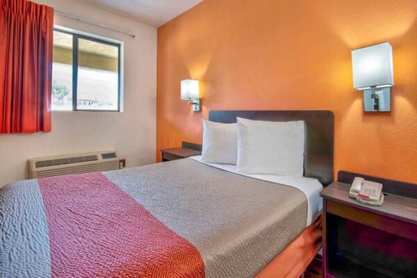Foto van 1 Queen|Mobiliteit|Bad|Nsmk - Vakantiehuis in Santa Nella - BedRoom
