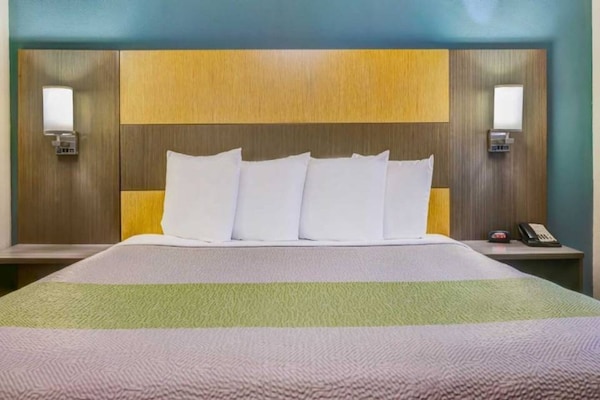 Foto van 1 tweepersoonsbed (queensize) | Niet-roken, Keuken - BedRoom