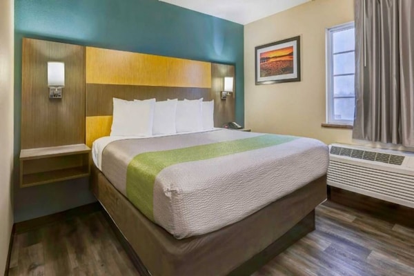 Foto van 1 tweepersoonsbed (queensize) | Niet-roken, Keuken - BedRoom