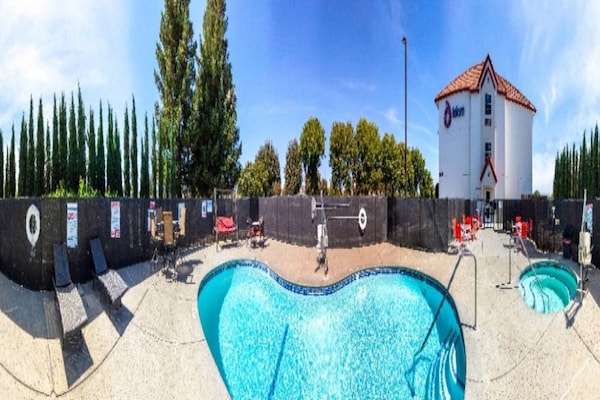 Foto van 1 tweepersoonsbed (queensize) | Niet-roken, koelkast (Micfridge) - Facilities