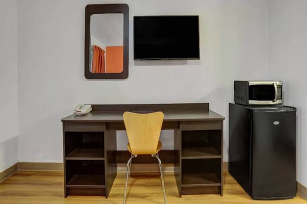 Foto van 2 tweepersoonsbedden | Niet-roken, koelkast - Vakantiehuis in Marysville - Facilities