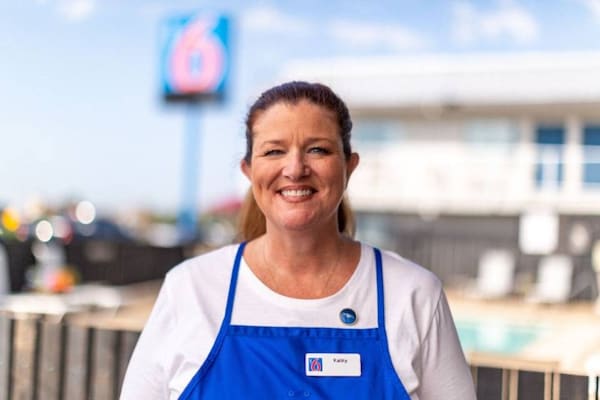 Foto van 1 tweepersoonsbed | Toegankelijk voor mensen met een mobiliteitsbeperking | Douche, Nsmk - Facilities