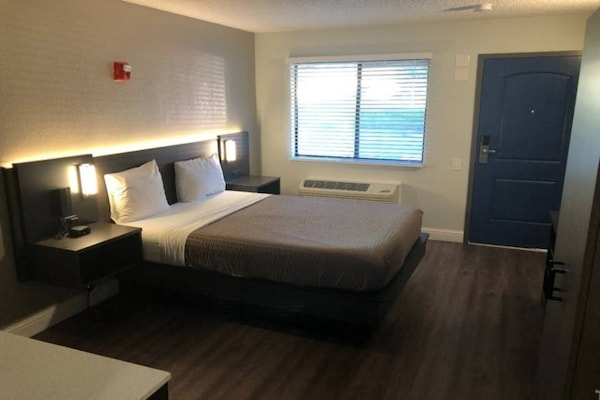 Foto van 1 kingsize bed | Rookvrij - Vakantiehuis in Sacramento CA - Facilities