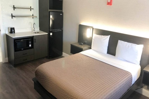 Foto van 1 kingsize bed | Rookvrij - Vakantiehuis in Sacramento CA - Kitchen