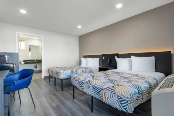 Foto van 2 tweepersoonsbedden (queensize) | Roken toegestaan - Facilities