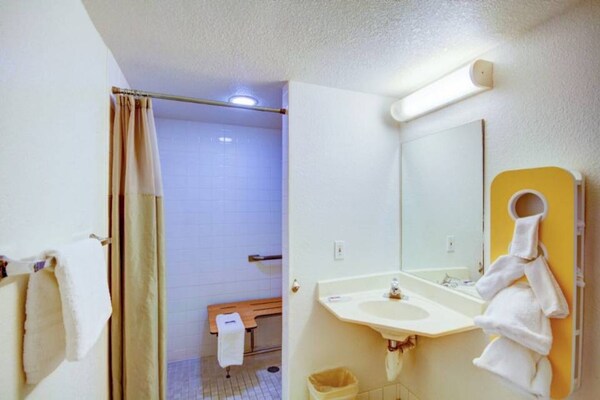 Foto van 2 tweepersoonsbedden | Roken toegestaan - Vakantiehuis in St George UT - BedRoom