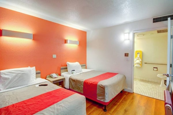 Foto van 2 tweepersoonsbedden | Roken toegestaan - Vakantiehuis in St George UT - BedRoom