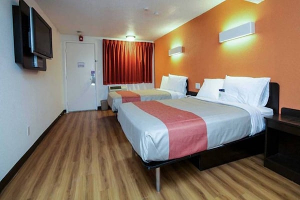 Foto van 2 tweepersoonsbedden | Roken toegestaan | Bremerton - BedRoom