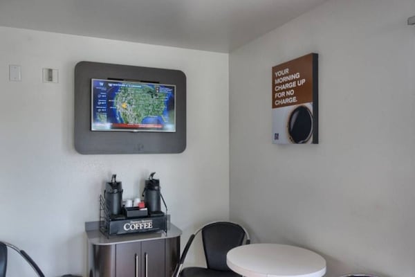 Foto van 1 tweepersoonsbed (queensize) | Rookvrij - Vakantiehuis in Everett - Facilities