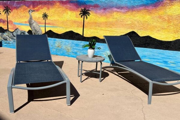 Foto van 2 tweepersoonsbedden | Rookvrij, Keuken - Vakantiehuis in Sierra Vista - Pool