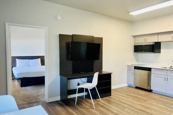 Foto van 2 tweepersoonsbedden, keuken, rookvrij - Vakantiehuis in Sierra Vista - Facilities
