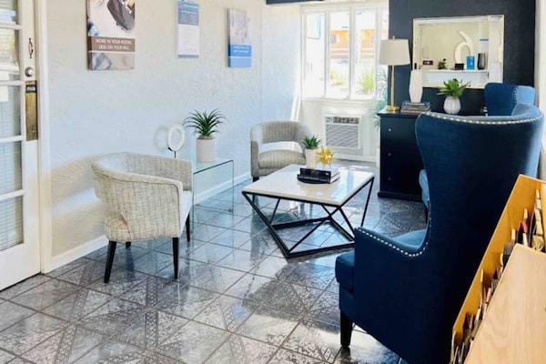 Foto van 2 tweepersoonsbedden, keuken, rookvrij - Vakantiehuis in Sierra Vista - FloorPlan
