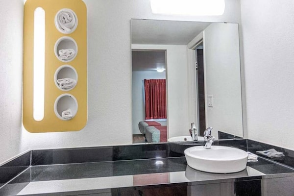 Foto van 2 tweepersoonsbedden | Niet roken - Vakantiehuis in Texarkana TX - BathRoom