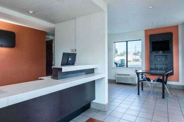 Foto van 2 tweepersoonsbedden | Niet roken - Vakantiehuis in Texarkana TX - FloorPlan