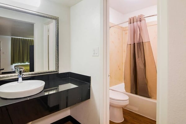 Foto van 2 tweepersoonsbedden (queensize) |, Keuken - Vakantiehuis in Tyler TX - BedRoom