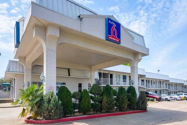 Foto van 2 tweepersoonsbedden (queensize) |, Keuken - Vakantiehuis in Tyler TX - ExteriorSummer
