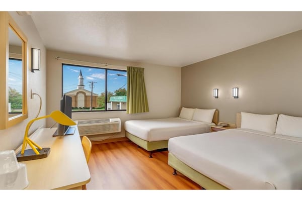 Foto van 2 tweepersoonsbedden | Toegankelijk voor - Vakantiehuis in Ogden - BedRoom
