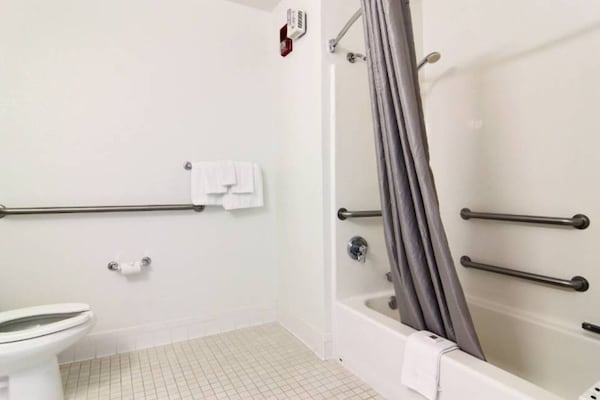 Foto van 1 tweepersoonsbed (queensize) | Roken mogelijk - Vakantiehuis in Albuquerque NM - Facilities