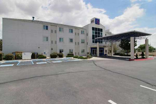 Foto van 1 tweepersoonsbed | Rookvrij - Vakantiehuis in Albuquerque NM - ExteriorSummer