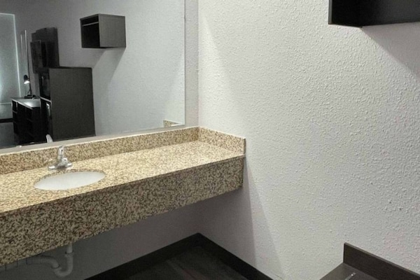 Foto van 2 tweepersoonsbedden | Niet-roken, Keuken - Vakantiehuis in West Columbia - BathRoom