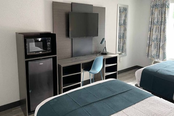 Foto van 2 tweepersoonsbedden | Niet-roken, Keuken - Vakantiehuis in West Columbia - BedRoom
