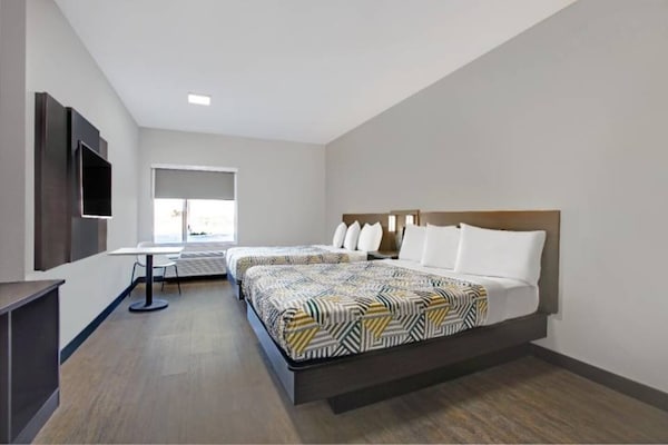 Foto van 2 tweepersoonsbedden | Nsmk, keuken - Vakantiehuis in Monahans - Facilities