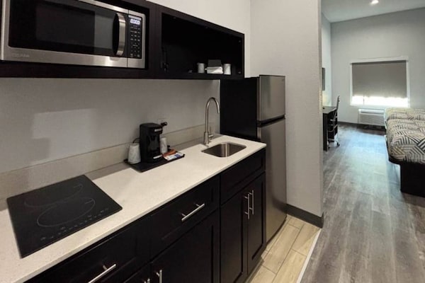 Foto van 2 tweepersoonsbedden | Rookvrij, Keuken - Vakantiehuis in Dallas - BedRoom