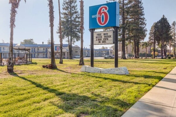 Foto van 2 tweepersoonsbedden | Niet-roken, koelkast - Vakantiehuis in Visalia - Facilities