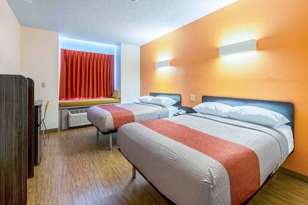 Foto van 2 tweepersoonsbedden (queensize) | Rookvrij - Vakantiehuis in Indianapolis IN - BedRoom