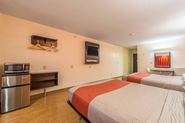 Foto van 2 tweepersoonsbedden (queensize) | Rookvrij - Vakantiehuis in Indianapolis IN - Facilities