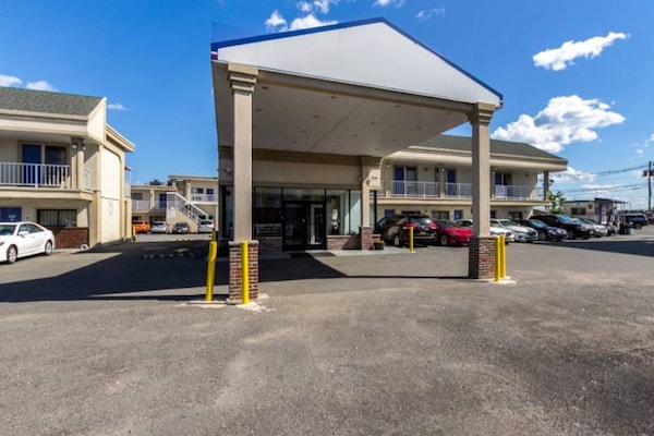 Foto van 2 tweepersoonsbedden | Roken toegestaan - Vakantiehuis in ELIZABETH - Facilities