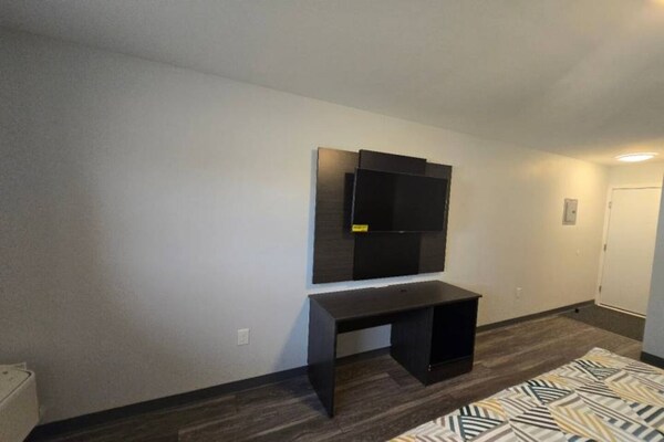 Foto van 2 Queensize Bedden | Ns | Keuken - Vakantiehuis in East Windsor - Facilities