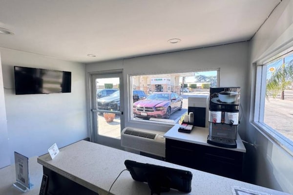 Foto van 1 tweepersoonsbed (queensize) | Rookvrij, minikoelkast - Facilities
