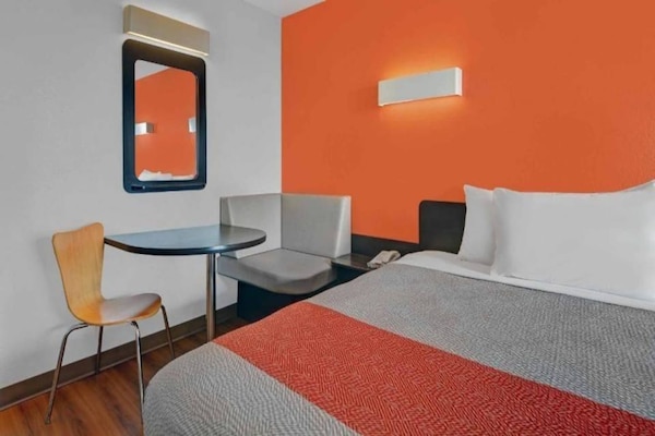 Foto van 1 tweepersoonsbed | Toegankelijk voor mindervaliden/bad - Facilities