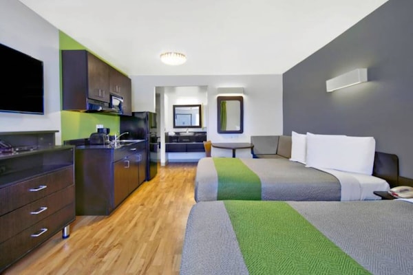 Foto van 2 tweepersoonsbedden (queensize) | Rookvrij - Vakantiehuis in VICTORVILLE - BedRoom