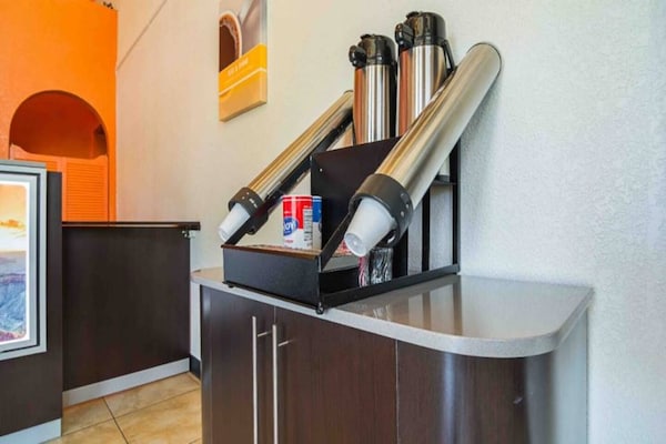Foto van 2 tweepersoonsbedden (queensize) | - Vakantiehuis in Chandler - FloorPlan