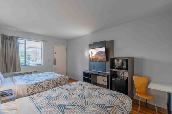 Foto van 2 tweepersoonsbedden (queensize) | - Vakantiehuis in Chandler - BedRoom
